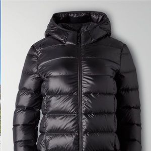 “Tna” little puff coat, Brand New.